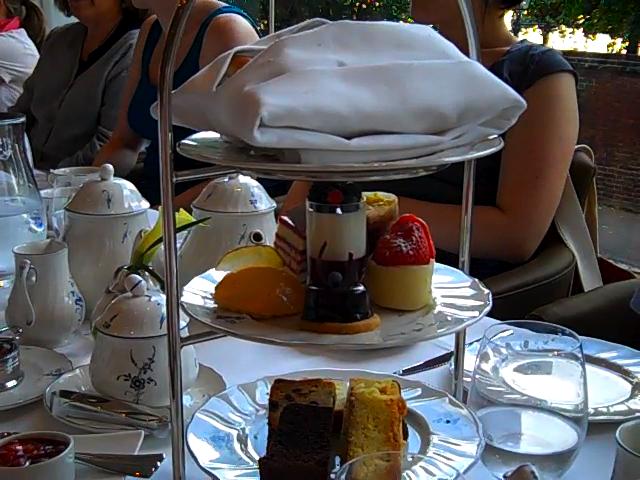 Food at Tea 0 00 02-27